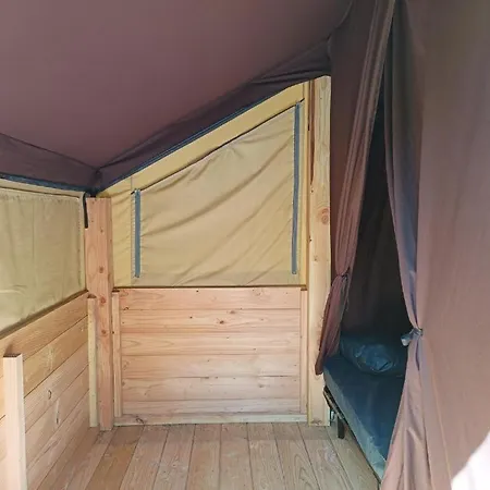 Onlycamp Les Peupliers Du *